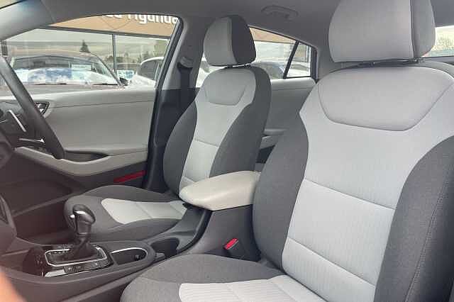 Hyundai IONIQ Premium Hybrid 1.6 GDi HEV (141ps)