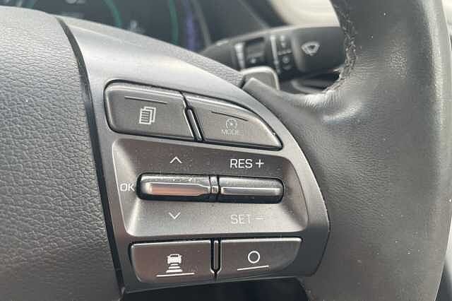 Hyundai IONIQ Premium Hybrid 1.6 GDi HEV (141ps)