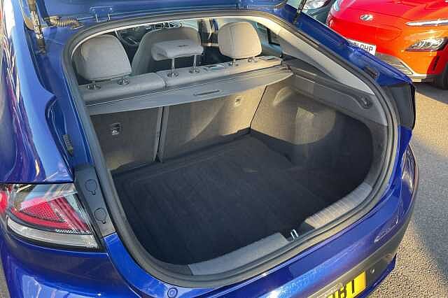 Hyundai IONIQ Premium Hybrid 1.6 GDi HEV (141ps) Intense Blue