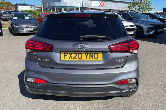 Hyundai i20 Play 1.2 MPi (84ps)