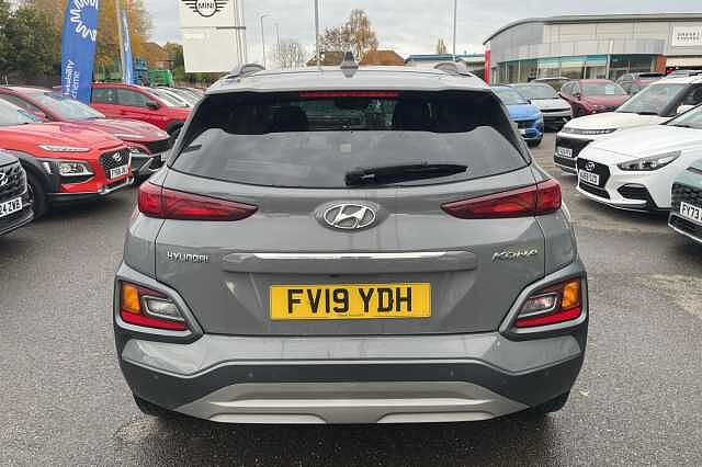 Hyundai KONA Premium 1.0T GDi (120ps)
