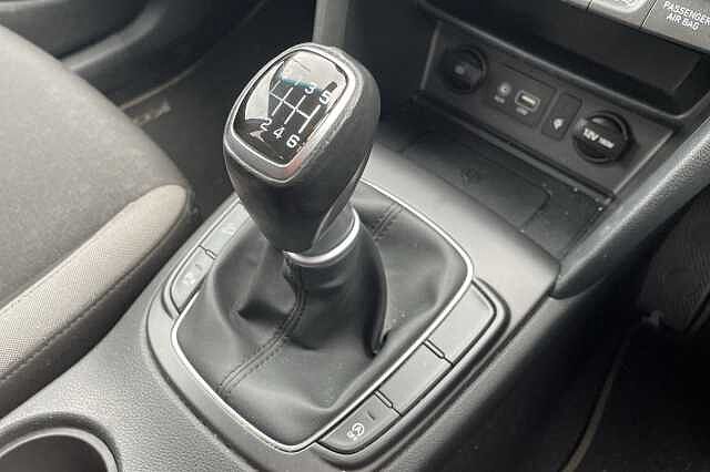 Hyundai KONA Premium 1.0T GDi (120ps)