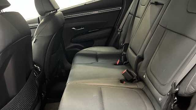 Hyundai TUCSON 1.6 h T-GDi Ultimate SUV 5dr Petrol Hybrid Auto Euro 6 (s/s) (230 ps) Engine Red