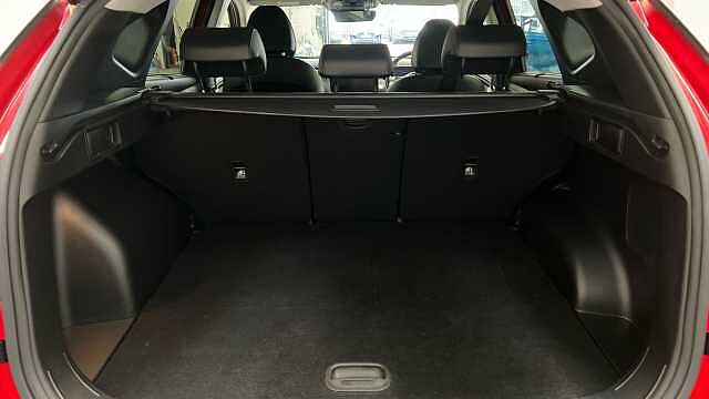 Hyundai TUCSON 1.6 h T-GDi Ultimate SUV 5dr Petrol Hybrid Auto Euro 6 (s/s) (230 ps) Engine Red