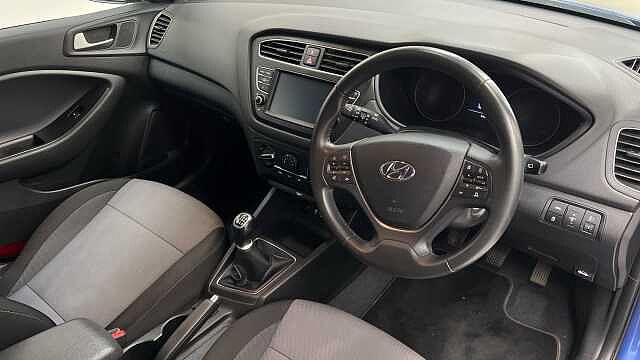 Hyundai i20 1.2 Play Hatchback 5dr Petrol Manual Euro 6 (s/s) (84 ps)