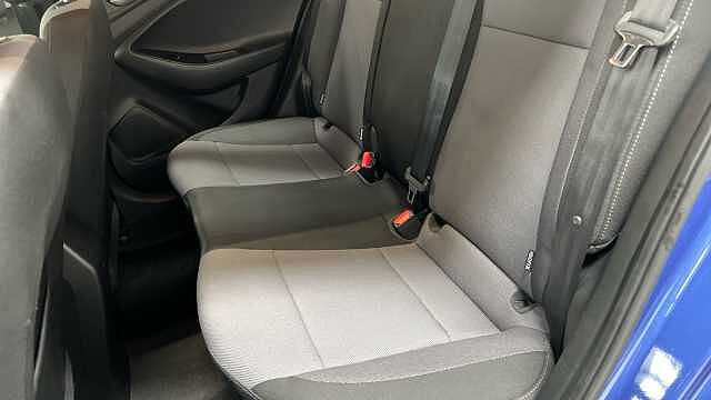 Hyundai i20 1.2 Play Hatchback 5dr Petrol Manual Euro 6 (s/s) (84 ps)