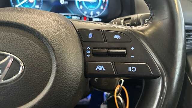 Hyundai BAYON 1.0 T-GDi MHEV Premium SUV 5dr Petrol Hybrid DCT Euro 6 (s/s) (100 ps) Grey