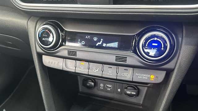 Hyundai KONA 1.0 T-GDi Premium SUV 5dr Petrol Manual Euro 6 (s/s) (120 ps)