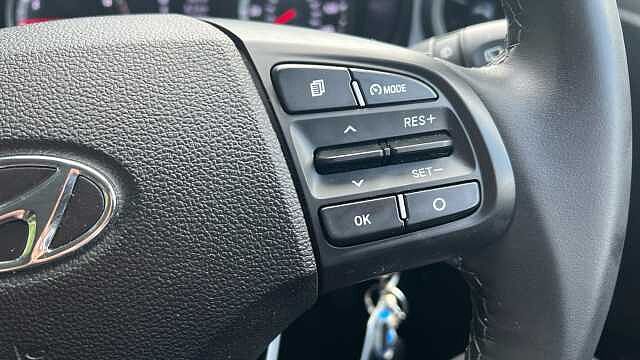 Hyundai I10 1.0 SE Connect Hatchback 5dr Petrol Manual Euro 6 (s/s) (67 ps) Silver