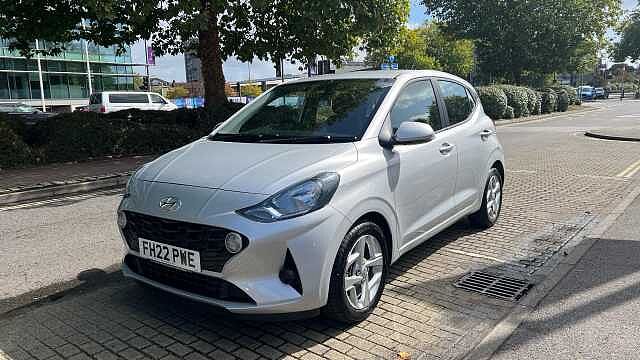 Hyundai I10 1.0 SE Connect Hatchback 5dr Petrol Manual Euro 6 (s/s) (67 ps) Silver