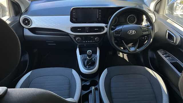 Hyundai I10 1.2 Premium Hatchback 5dr Petrol Manual Euro 6 (s/s) (84 ps) Grey