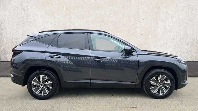Hyundai TUCSON 1.6 h T-GDi SE Connect SUV 5dr Petrol Hybrid Auto Euro 6 (s/s) (230 ps) Dark Knight