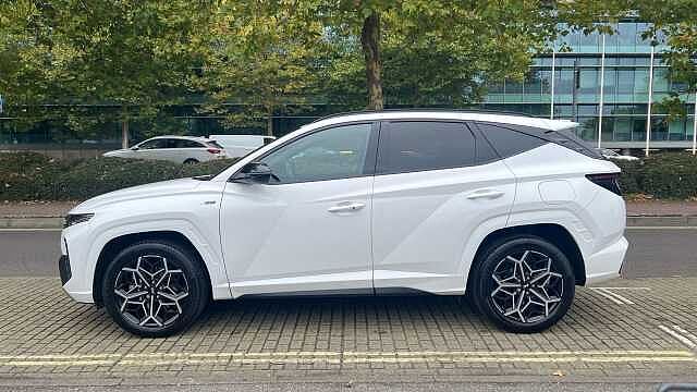 Hyundai TUCSON 1.6 h T-GDi N Line SUV 5dr Petrol Hybrid Auto Euro 6 (s/s) (230 ps) Serenity White