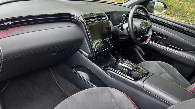 Hyundai TUCSON 1.6 h T-GDi N Line SUV 5dr Petrol Hybrid Auto Euro 6 (s/s) (230 ps) Phantom Black