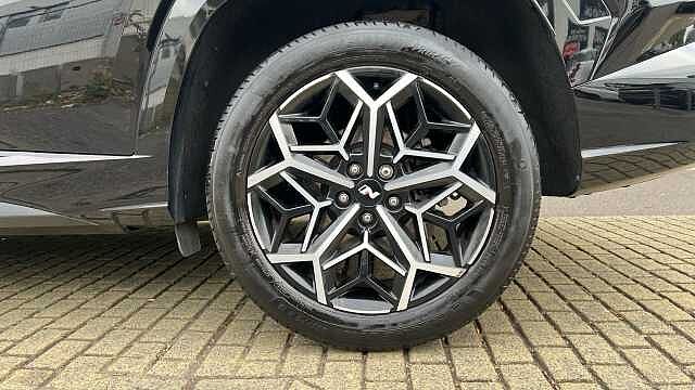 Hyundai TUCSON 1.6 h T-GDi N Line SUV 5dr Petrol Hybrid Auto Euro 6 (s/s) (230 ps) Phantom Black
