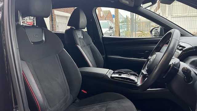 Hyundai TUCSON 1.6 h T-GDi N Line SUV 5dr Petrol Hybrid Auto Euro 6 (s/s) (230 ps) Phantom Black