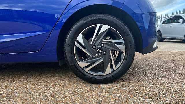 Hyundai I20 1.0 T-GDi MHEV SE Connect Hatchback 5dr Petrol Hybrid Manual Euro 6 (s/s) (100 p Intense Blue
