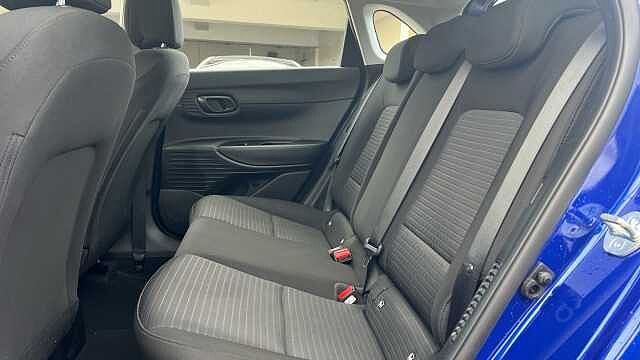 Hyundai I20 1.0 T-GDi MHEV SE Connect Hatchback 5dr Petrol Hybrid Manual Euro 6 (s/s) (100 p Intense Blue