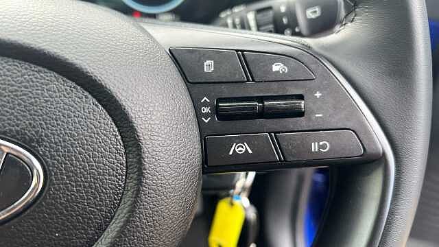 Hyundai I20 1.0 T-GDi MHEV SE Connect Hatchback 5dr Petrol Hybrid Manual Euro 6 (s/s) (100 p Intense Blue