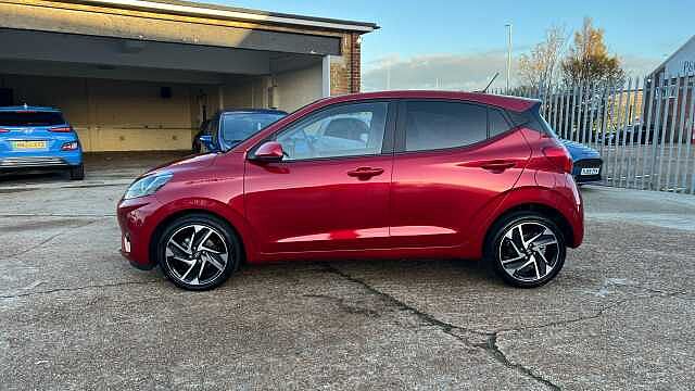 Hyundai I10 1.2 Premium Hatchback 5dr Petrol Auto Euro 6 (s/s) (84 ps) Red