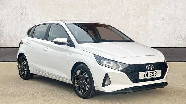 Hyundai I20 1.0 T-GDi MHEV SE Connect Hatchback 5dr Petrol Hybrid Manual Euro 6 (s/s) (100 p Polar White
