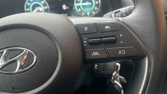 Hyundai I20 1.0 T-GDi MHEV SE Connect Hatchback 5dr Petrol Hybrid Manual Euro 6 (s/s) (100 p Polar White