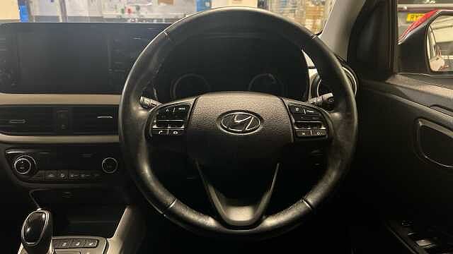 Hyundai I10 1.0 Premium Hatchback 5dr Petrol Auto Euro 6 (s/s) (67 ps) Dragon Red