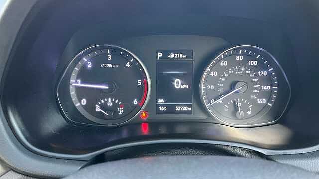 Hyundai i30 1.6 CRDi Premium Hatchback 5dr Diesel DCT Euro 6 (s/s) (115 ps)