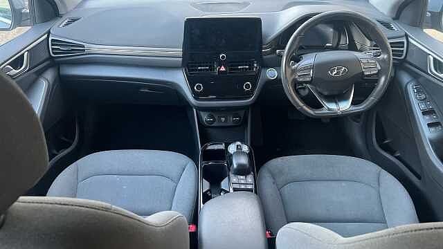Hyundai IONIQ 38.3kWh Premium Hatchback 5dr Electric Auto (136 ps)