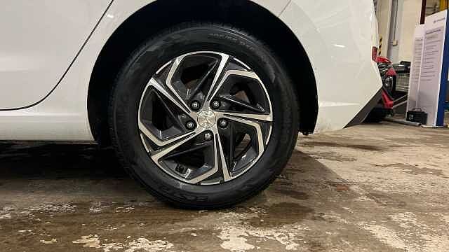 Hyundai i30 1.0 T-GDi MHEV SE Connect Hatchback 5dr Petrol Hybrid Manual Euro 6 (s/s) (120 p