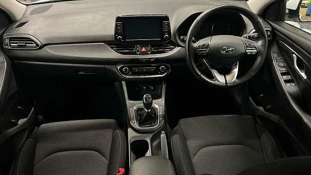 Hyundai i30 1.0 T-GDi MHEV SE Connect Hatchback 5dr Petrol Hybrid Manual Euro 6 (s/s) (120 p