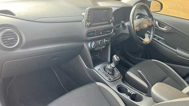 Hyundai KONA 1.0 T-GDi Play SUV 5dr Petrol Manual Euro 6 (s/s) (120 ps)