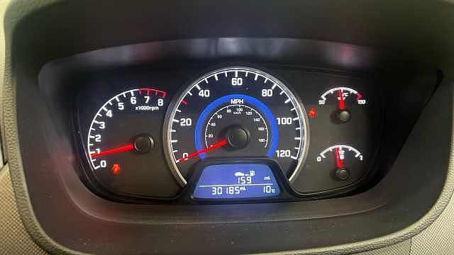 Hyundai i10 1.2 SE Hatchback 5dr Petrol Manual Euro 6 (87 ps)