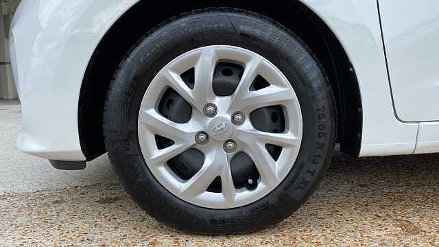 Hyundai i10 1.2 SE Hatchback 5dr Petrol Manual Euro 6 (87 ps)