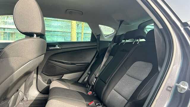 Hyundai TUCSON 1.6 GDi SE Nav SUV 5dr Petrol Manual Euro 6 (s/s) (132 ps)