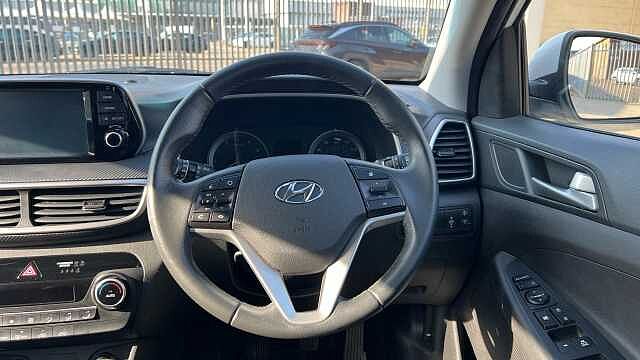 Hyundai TUCSON 1.6 GDi S Connect SUV 5dr Petrol Manual Euro 6 (s/s) (132 ps)