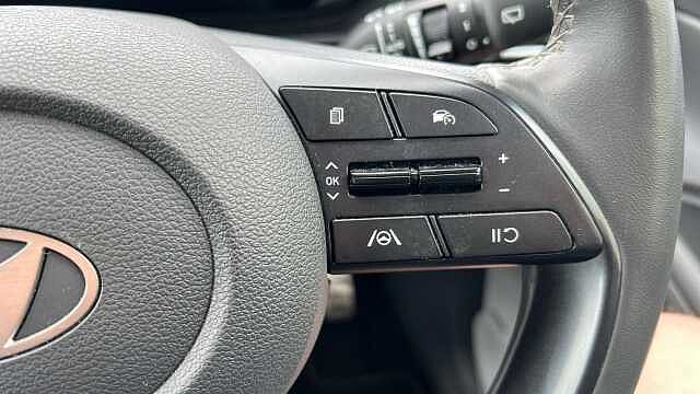 Hyundai BAYON 1.0 T-GDi Ultimate SUV 5dr Petrol DCT Euro 6 (s/s) (100 ps) Blue