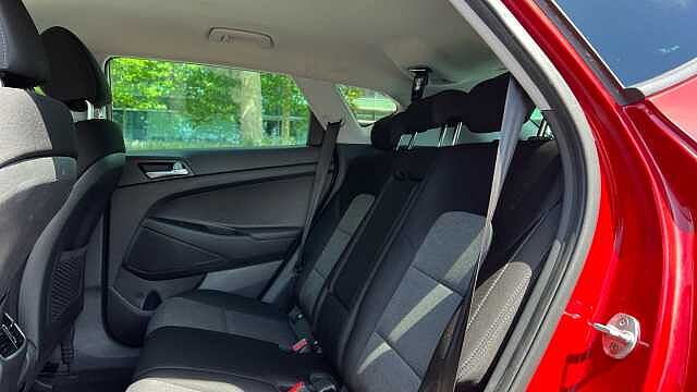 Hyundai TUCSON 1.6 GDi SE Nav SUV 5dr Petrol Manual Euro 6 (s/s) (132 ps)