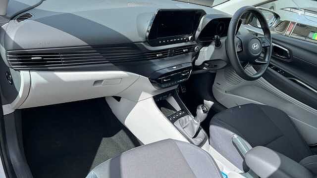 Hyundai BAYON 1.0 T-GDi Ultimate SUV 5dr Petrol Manual Euro 6 (s/s) (100 ps) White