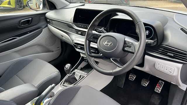 Hyundai BAYON 1.0 T-GDi Ultimate SUV 5dr Petrol Manual Euro 6 (s/s) (100 ps) White