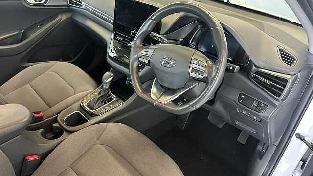 Hyundai IONIQ 1.6 h-GDi Premium Hatchback 5dr Petrol Hybrid DCT Euro 6 (s/s) (141 ps)