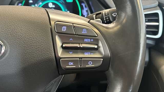 Hyundai IONIQ 1.6 h-GDi Premium Hatchback 5dr Petrol Hybrid DCT Euro 6 (s/s) (141 ps)
