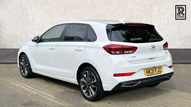 Hyundai i30 1.0 T-GDi MHEV Premium Hatchback 5dr Petrol Hybrid Manual Euro 6 (s/s) (120 ps)