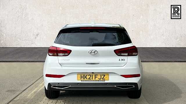 Hyundai i30 1.0 T-GDi MHEV Premium Hatchback 5dr Petrol Hybrid Manual Euro 6 (s/s) (120 ps)