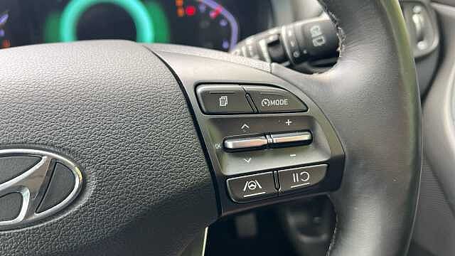 Hyundai i30 1.0 T-GDi MHEV Premium Hatchback 5dr Petrol Hybrid Manual Euro 6 (s/s) (120 ps)