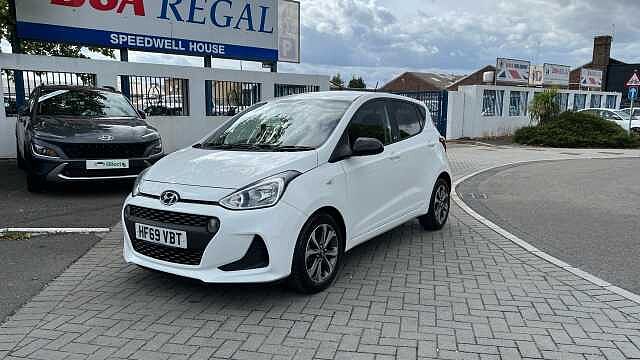 Hyundai i10 1.0 Play Hatchback 5dr Petrol Manual Euro 6 (67 ps)