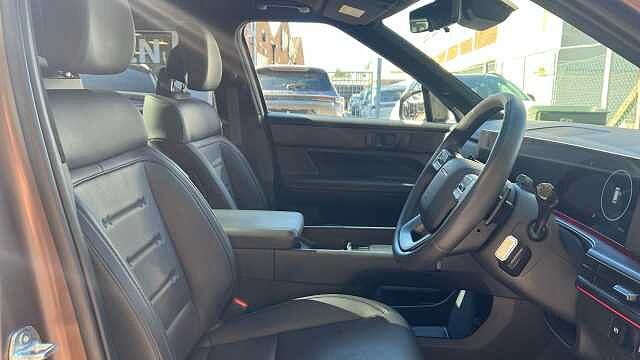 Hyundai SANTA FE 1.6 h T-GDi Calligraphy SUV 5dr Petrol Hybrid Auto 4WD Euro 6 (s/s) (7Seat) (215 Earthy Brass