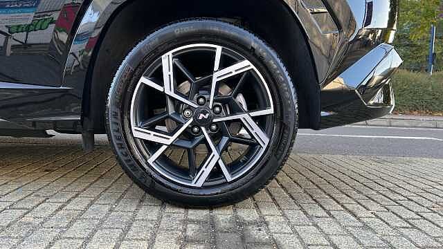 Hyundai TUCSON 1.6T N Line S SUV 5dr Petrol Hybrid Auto Euro 6 (s/s) (239 ps) Black