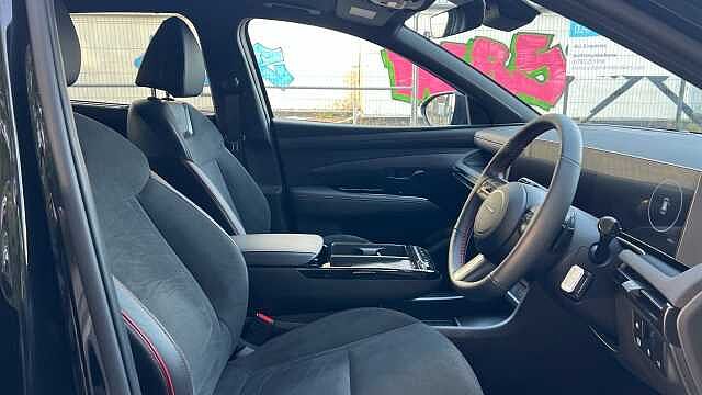Hyundai TUCSON 1.6T N Line S SUV 5dr Petrol Hybrid Auto Euro 6 (s/s) (239 ps) Black