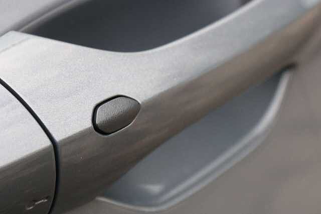 Hyundai KONA 65.4kWh Advance Auto 5dr Grey